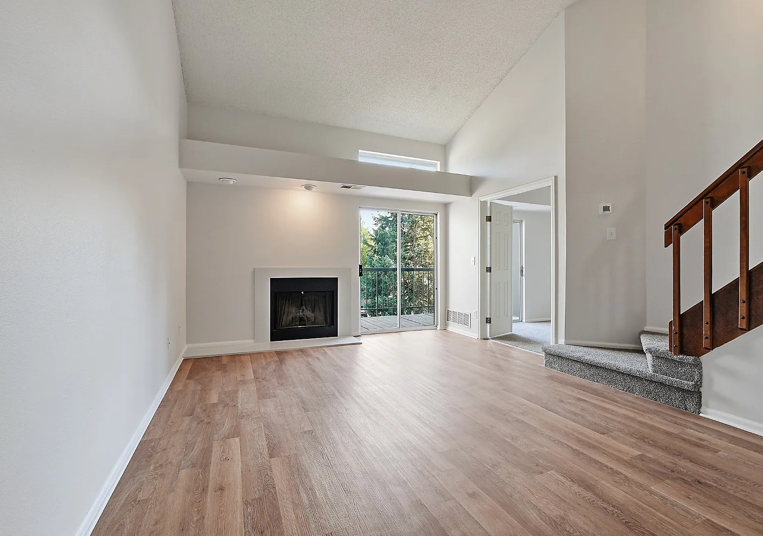 2575 S. Syracuse Way - M-302 — Photo 2