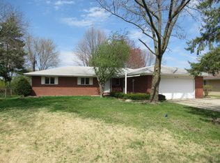 302 Ashmore Dr, Urbana, IL 61801