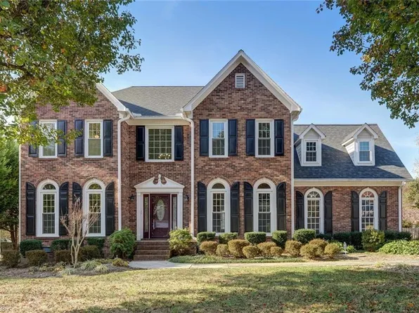 3207 Cardinal Ridge Dr, Greensboro, NC 27410