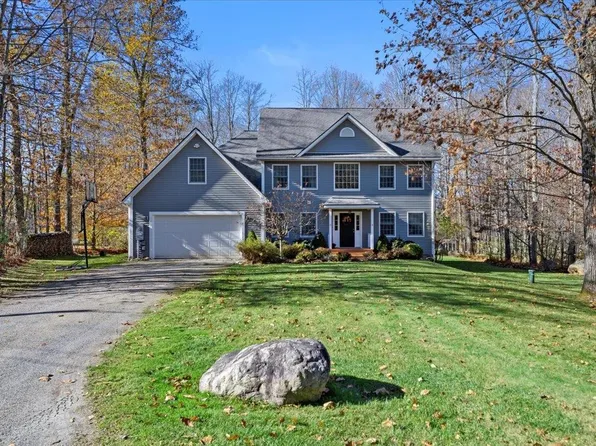 290 Mending Walls Road, Manchester, VT 05255