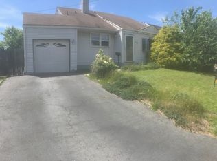 59 McKinley Ave, Colonia, NJ