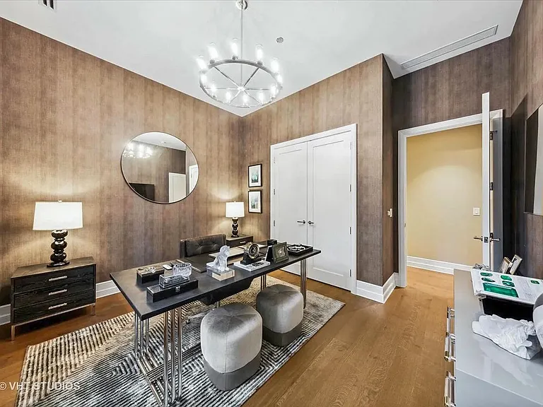 435 N Michigan Ave #401 — Photo 21