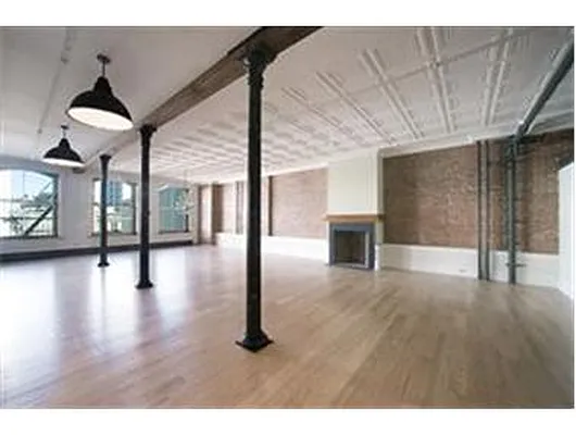 Rented by Douglas Elliman | media 19