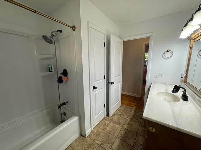 63 Hueg Pl — Photo 18