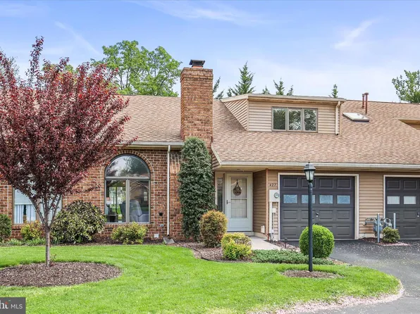 427 Deerfield Dr #427, Hanover, PA 17331