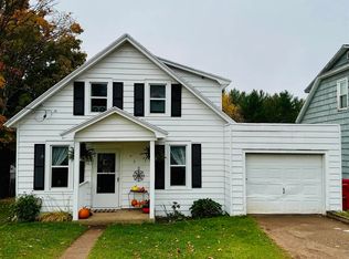 550 River St, Ishpeming, MI 49849