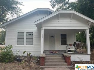 301 N Lexington St, Holland, TX 76534