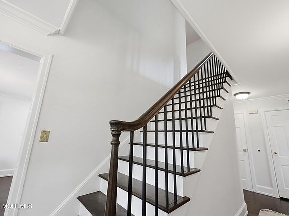 4th image of 51 Beechwood Drive
