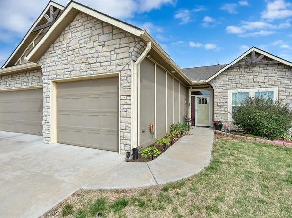 932 Cedar Brook Cir, Mulvane, KS 67110