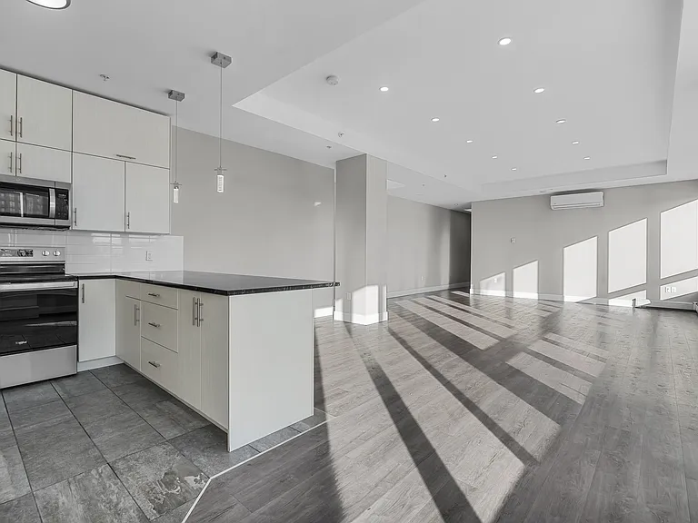 3569 Dutch Village Rd — Photo 42