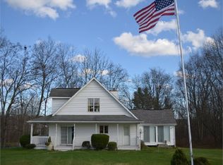 5151 Tamarack Dr, Sharpsville, PA 16150