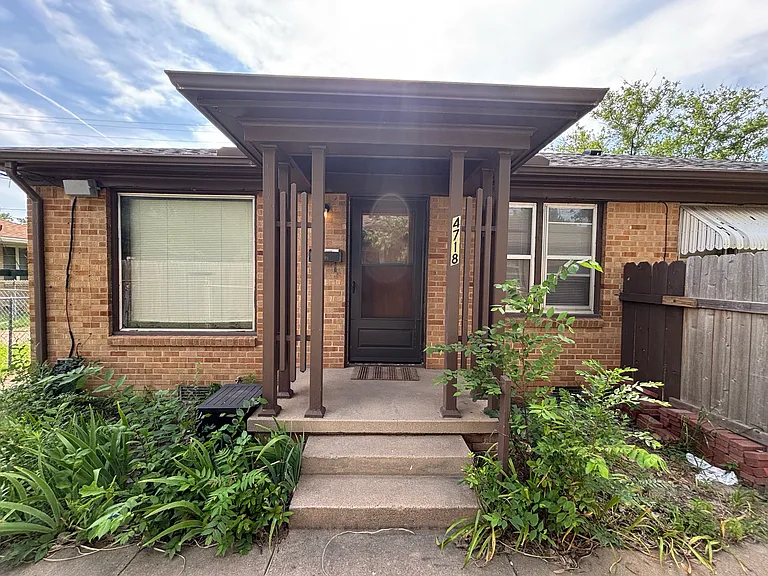 4718 Arbor St — Photo 1