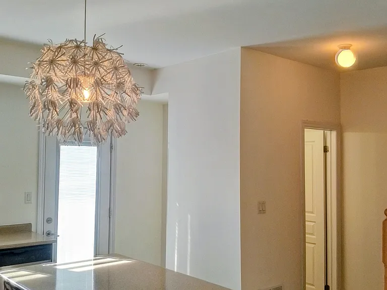 32 Aspen Hills Rd #4 — Photo 6