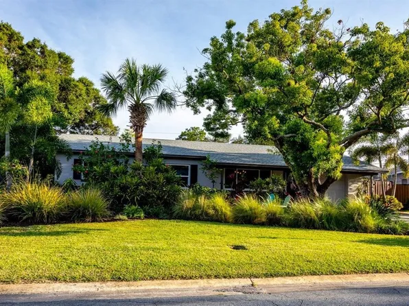 6380 25th Ave N, Saint Petersburg, FL 33710