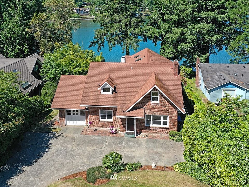 1st image of 2145 E Phinney Bay Dr