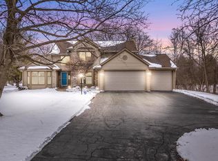 1414 West El Rancho DRIVE, Mequon, WI 53092