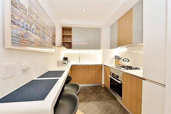 Rented by Domus Realty | media 5