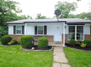 2917 Windward Dr, High Ridge, MO 63049