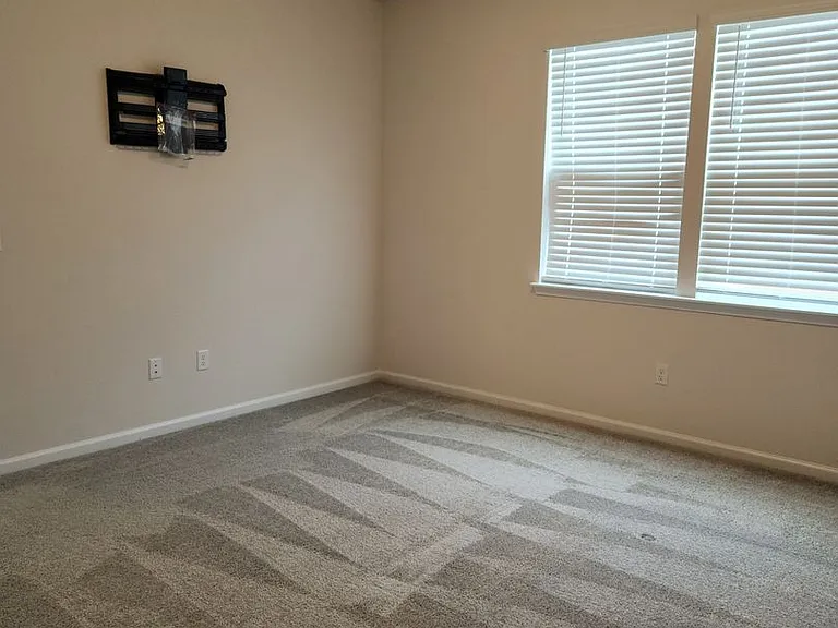 95295 College Pkwy — Photo 17