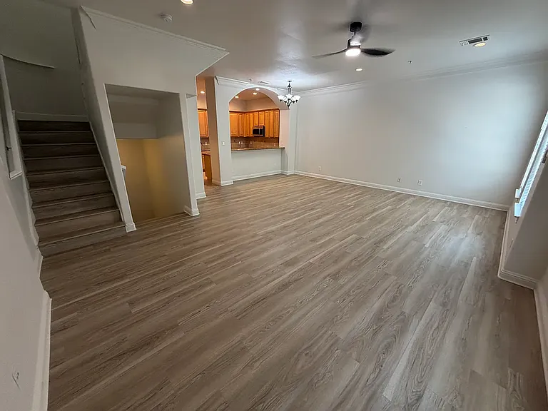 2316 Stutz Dr #B1 — Photo 3
