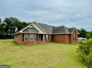 15 Ottis Rd, Glennville, GA 30427