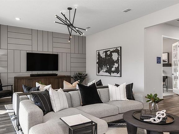 7th image of this home