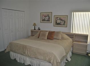 320 Woodlark Dr, Davenport, FL 33897