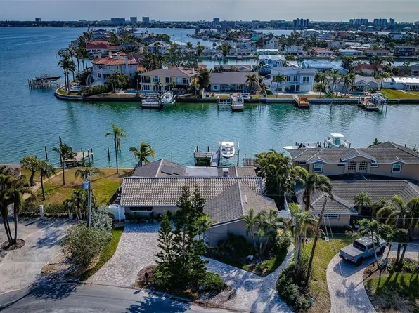 835 119th Ave, Treasure Island, FL 33706