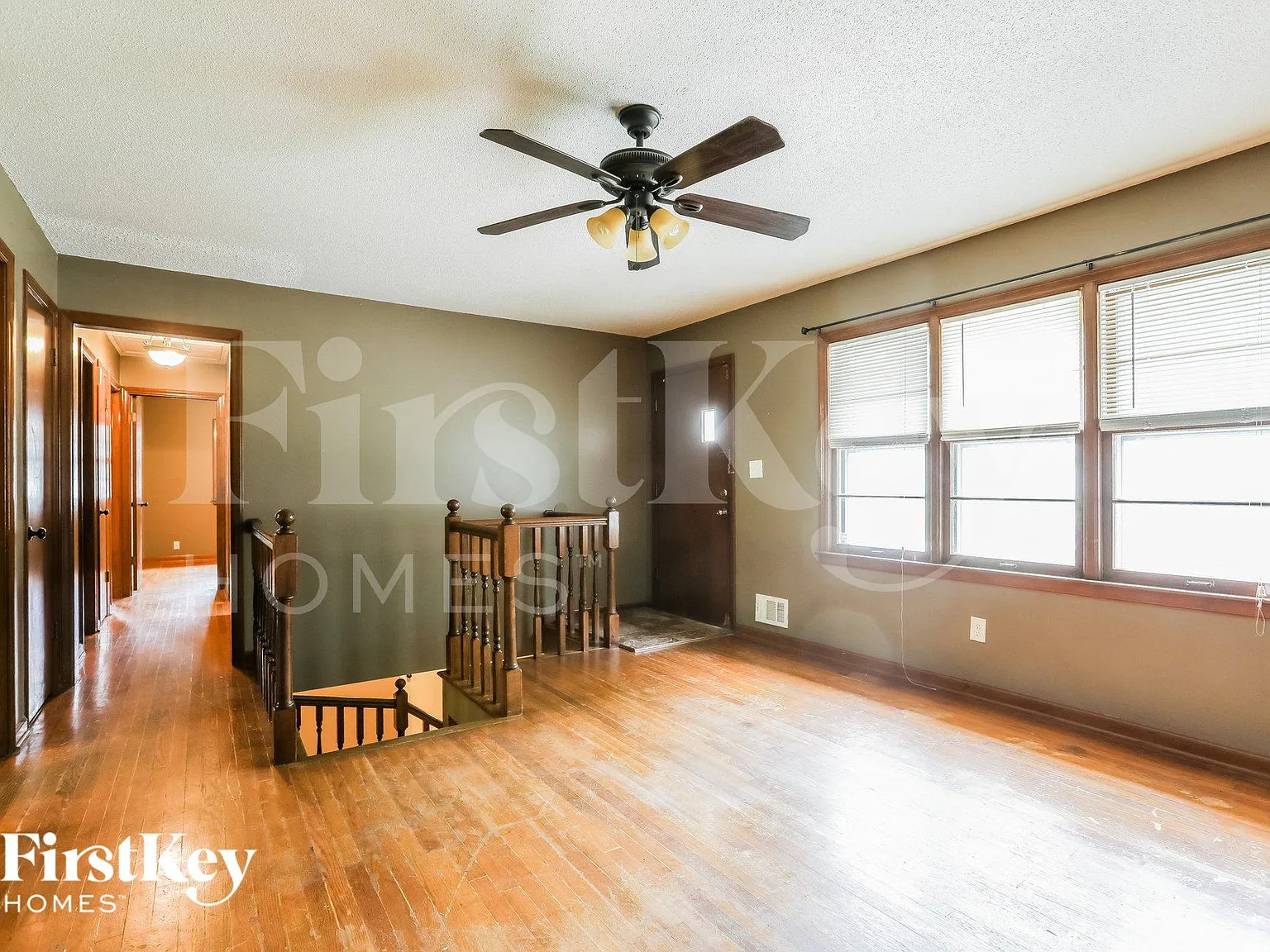 3 bed, 2.5 bath, 1040 sqft, $2,035 — Photo 4