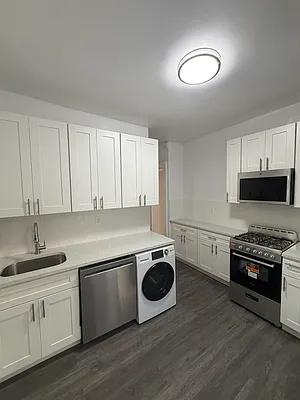 Kitchen, photo 1