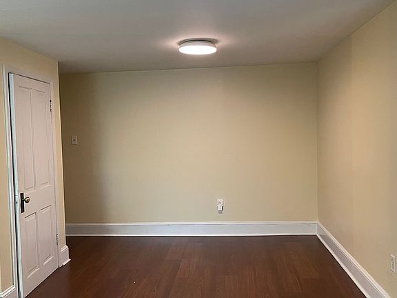 Pantry & Dining Area