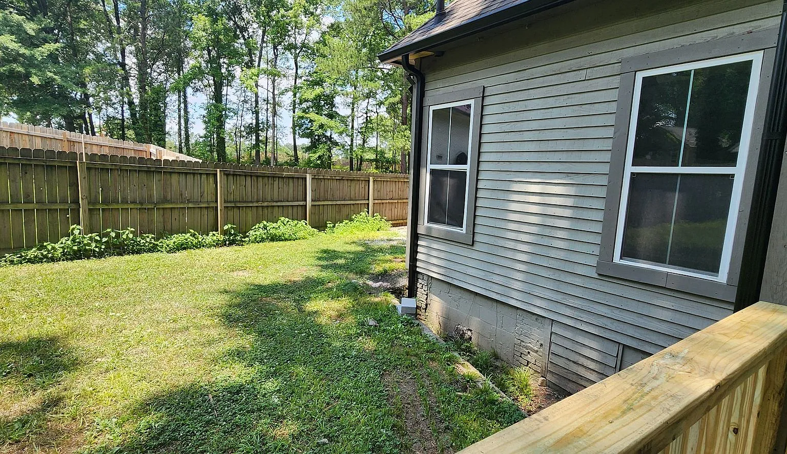 Room in 2 Bedroom Home in Atlanta — Photo 1