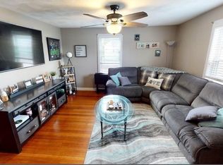 211 Burrill St FLOOR 2, Swampscott, MA 01907