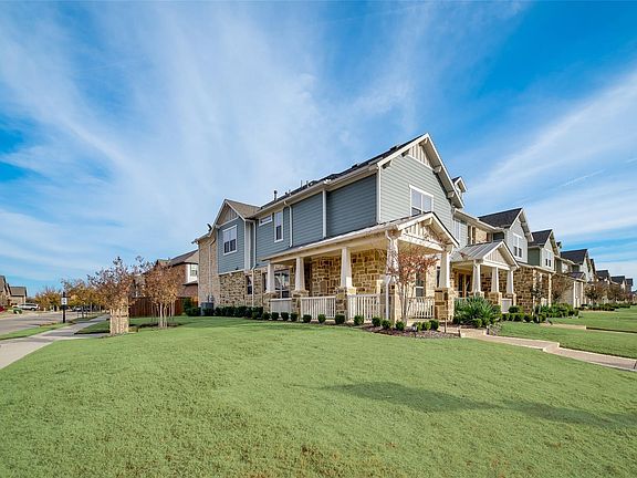 3rd image of 4247 Cascade Sky Dr