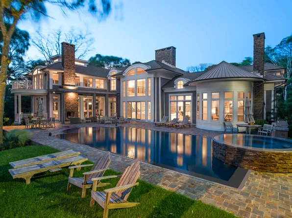 26 On The Blfs, Sag Harbor, NY 11963