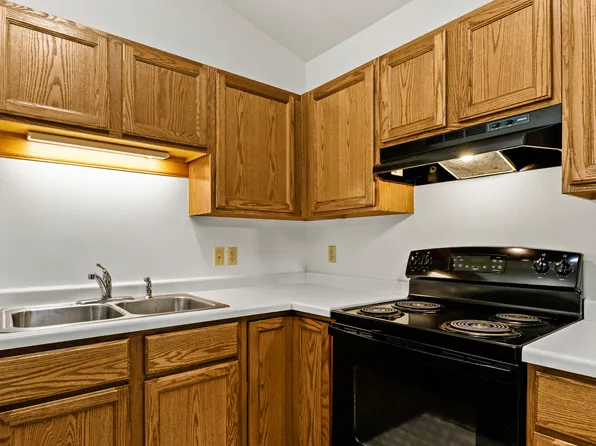 987 3rd St #987, Lomira, WI 53048