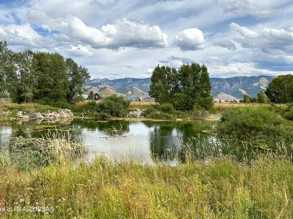 706 N 3rd West St, Auburn, WY 83111