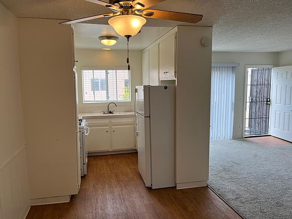 4th image of 3946 Texas St #2