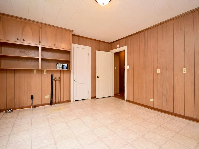 708 Tech Dr — Photo 39