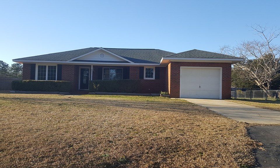 2nd image of 4665 Great Oak Cir