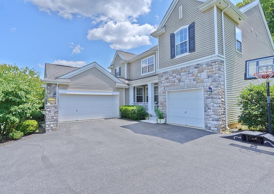 1st image of 2628 Homestead Dr