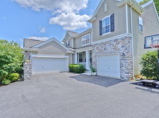 2628 Homestead Dr, Easton, PA 18040
