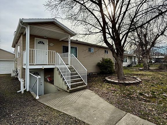 3rd image of 1225 McCarroll St #B