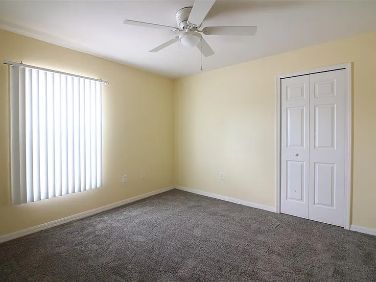 1702 Holton Rd — Photo 18
