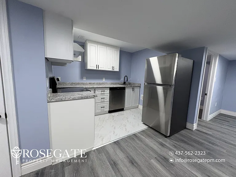 260 Bethune Ave #2 — Photo 2