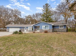 270 E Southmor Rd, Morris, IL 60450