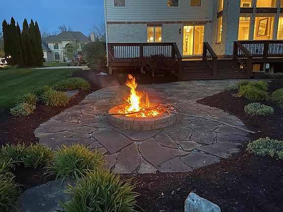 5th image of 16544 Brookhollow Dr