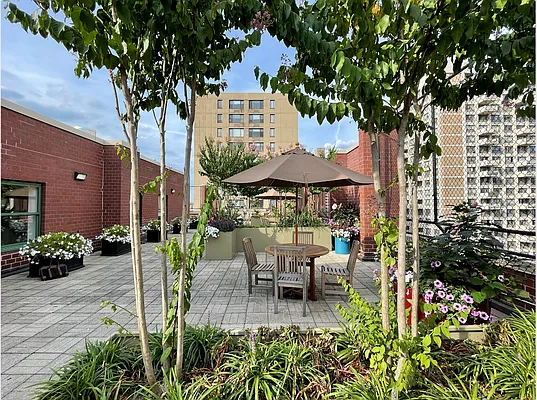 Rented by Corcoran | media 18