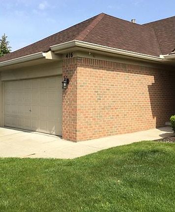 2nd image of 416 Woodvale Dr #1