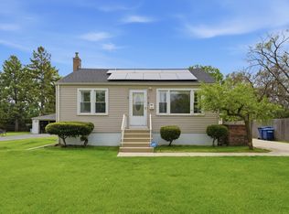 121 West Dr, Northlake, IL 60164